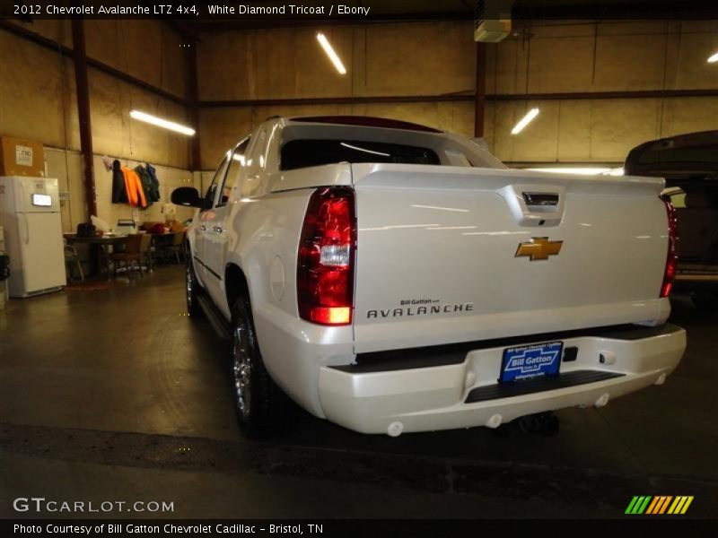 White Diamond Tricoat / Ebony 2012 Chevrolet Avalanche LTZ 4x4