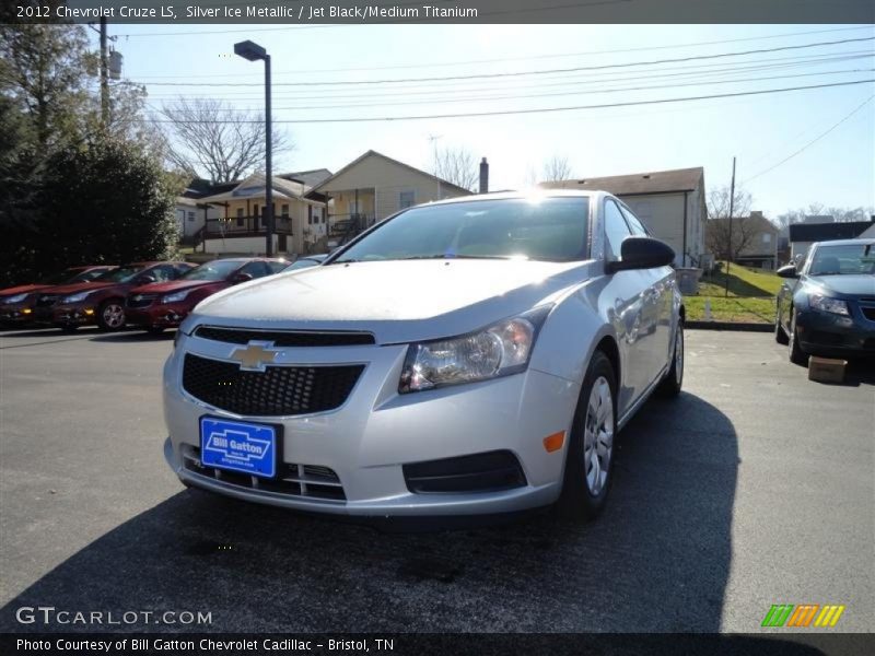 Silver Ice Metallic / Jet Black/Medium Titanium 2012 Chevrolet Cruze LS