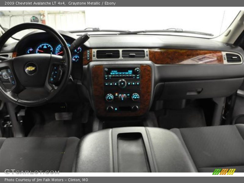 Graystone Metallic / Ebony 2009 Chevrolet Avalanche LT 4x4