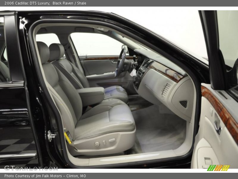 Black Raven / Shale 2006 Cadillac DTS Luxury