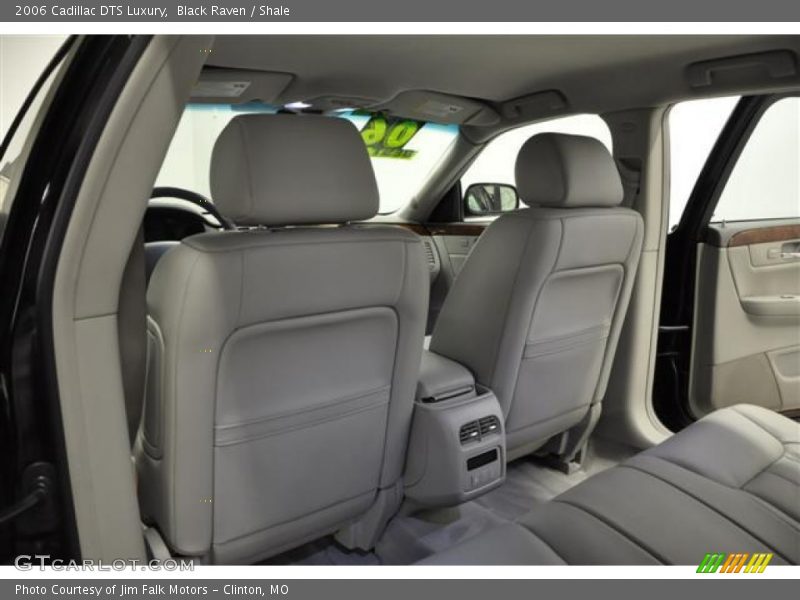 Black Raven / Shale 2006 Cadillac DTS Luxury