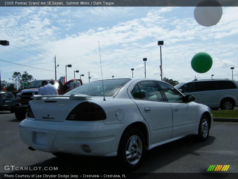 Summit White / Dark Taupe 2005 Pontiac Grand Am SE Sedan