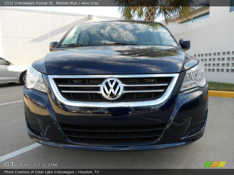 Mariner Blue / Aero Gray 2012 Volkswagen Routan SE