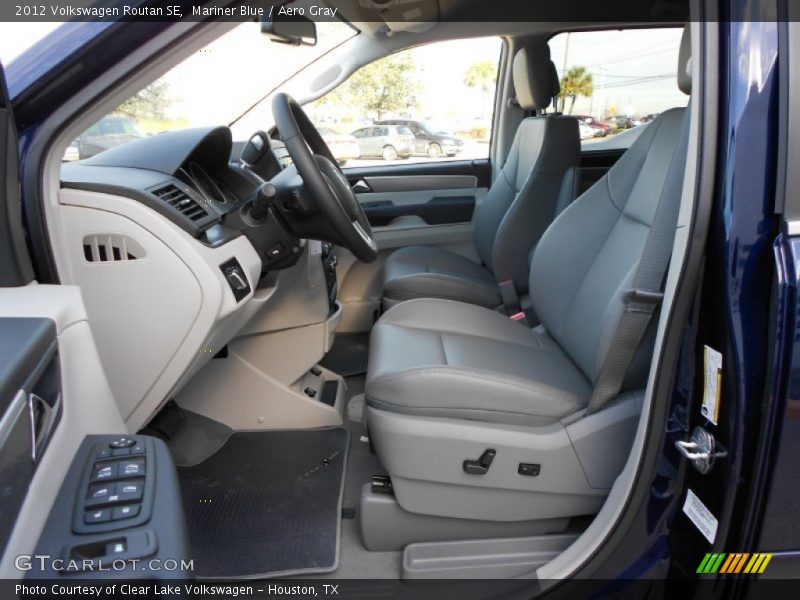  2012 Routan SE Aero Gray Interior