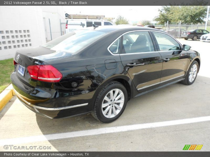 Black / Titan Black 2012 Volkswagen Passat 2.5L SEL