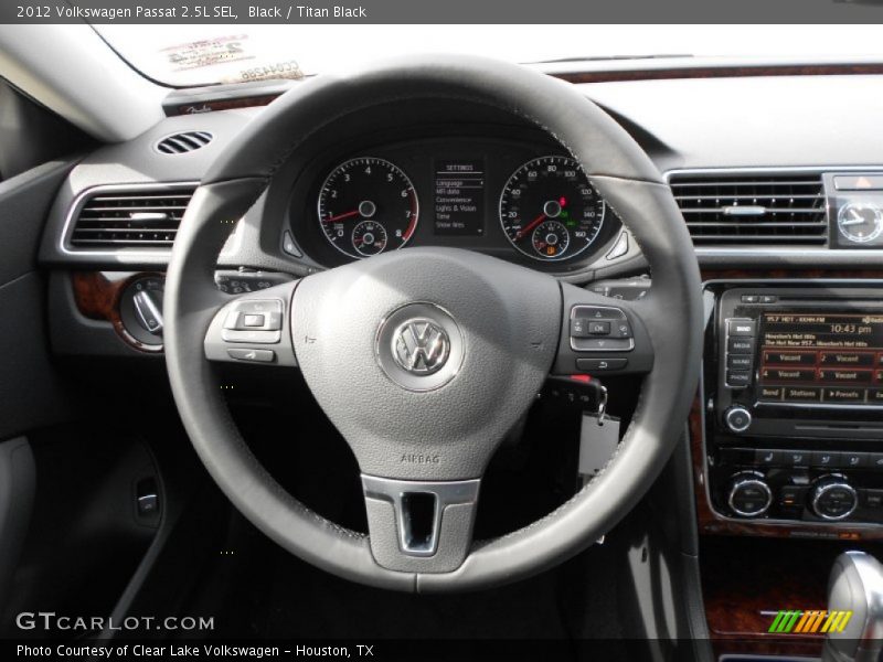 Black / Titan Black 2012 Volkswagen Passat 2.5L SEL