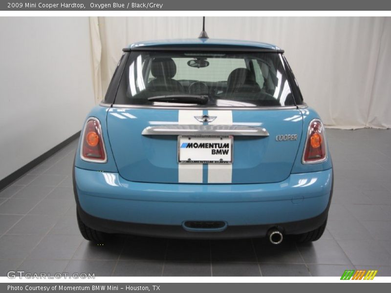 Oxygen Blue / Black/Grey 2009 Mini Cooper Hardtop