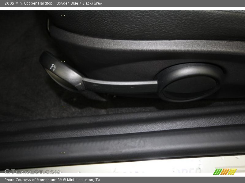 Oxygen Blue / Black/Grey 2009 Mini Cooper Hardtop