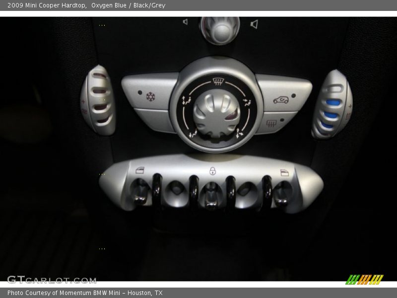 Oxygen Blue / Black/Grey 2009 Mini Cooper Hardtop