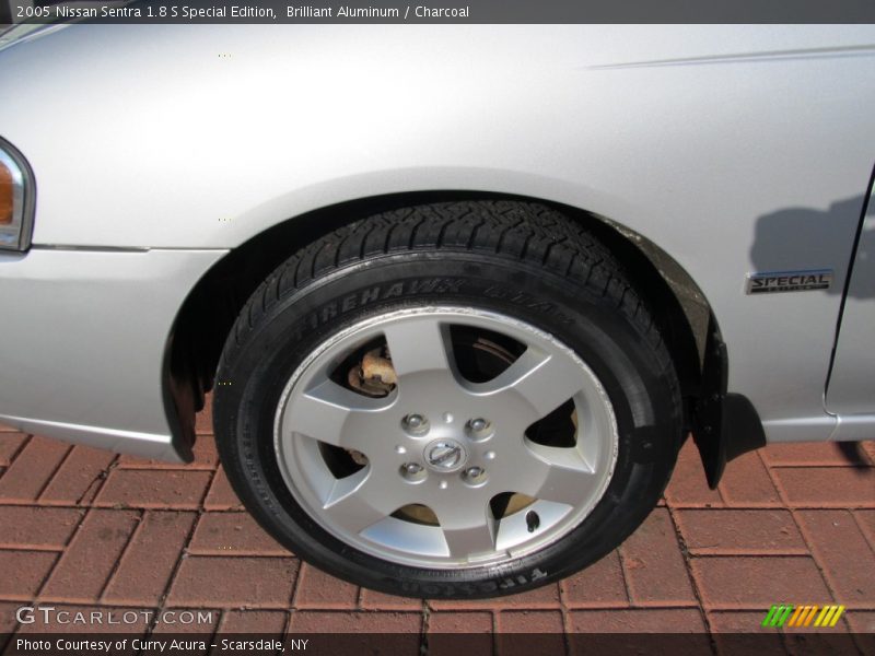 Brilliant Aluminum / Charcoal 2005 Nissan Sentra 1.8 S Special Edition
