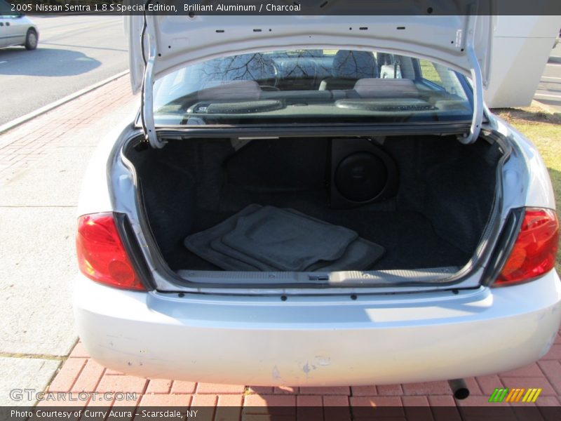 Brilliant Aluminum / Charcoal 2005 Nissan Sentra 1.8 S Special Edition