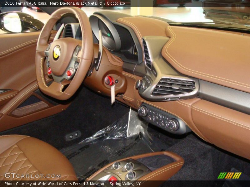Dashboard of 2010 458 Italia