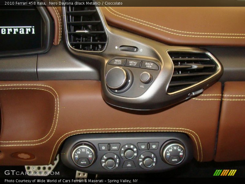 Controls of 2010 458 Italia