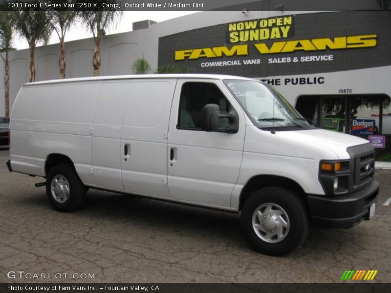 Oxford White / Medium Flint 2011 Ford E Series Van E250 XL Cargo