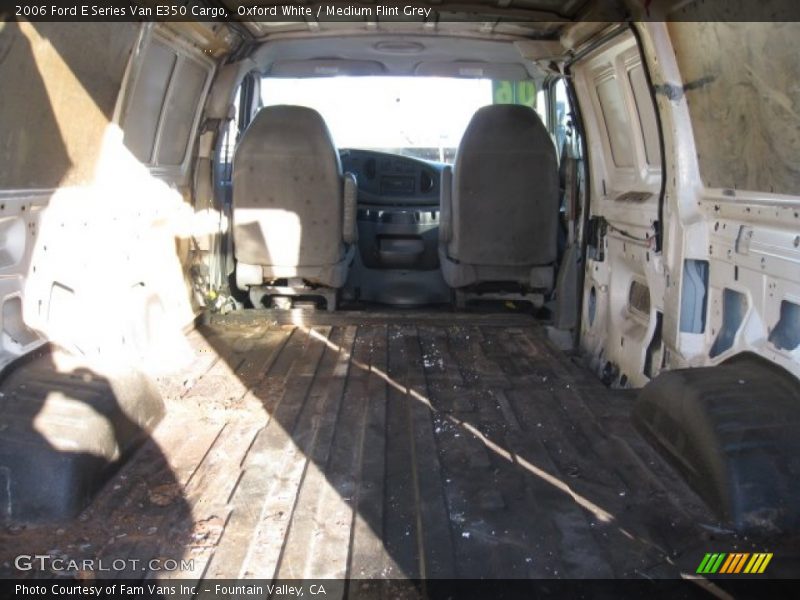 Oxford White / Medium Flint Grey 2006 Ford E Series Van E350 Cargo