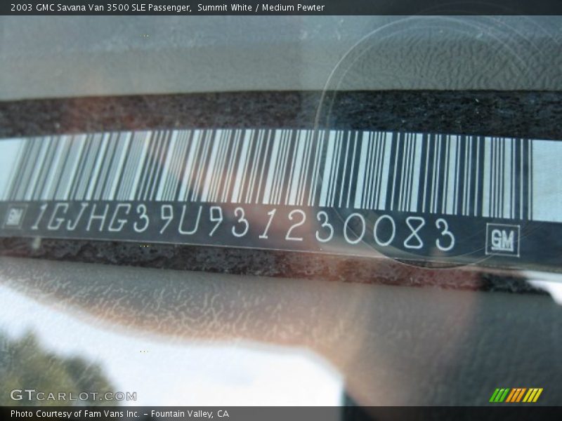 Summit White / Medium Pewter 2003 GMC Savana Van 3500 SLE Passenger