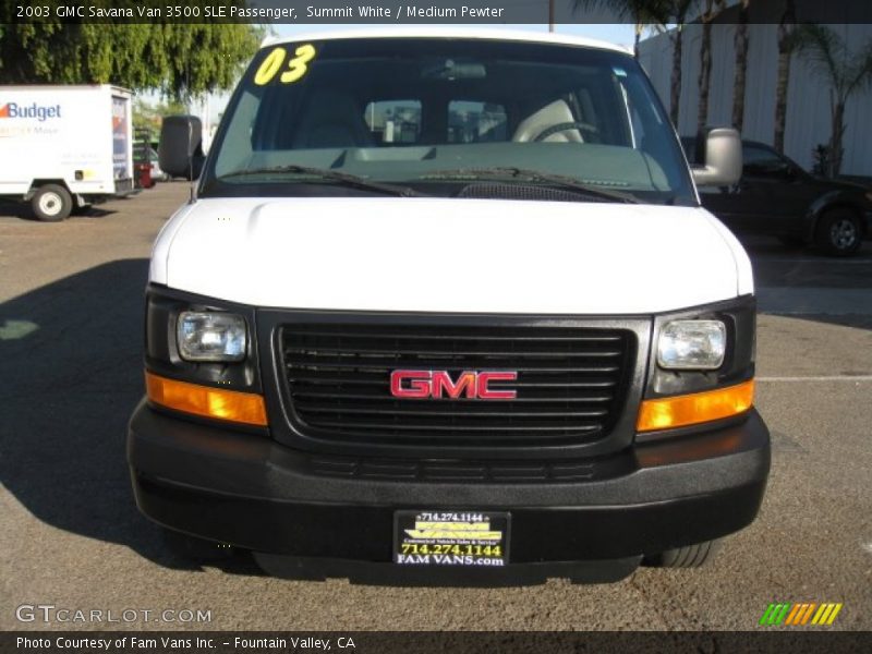 Summit White / Medium Pewter 2003 GMC Savana Van 3500 SLE Passenger