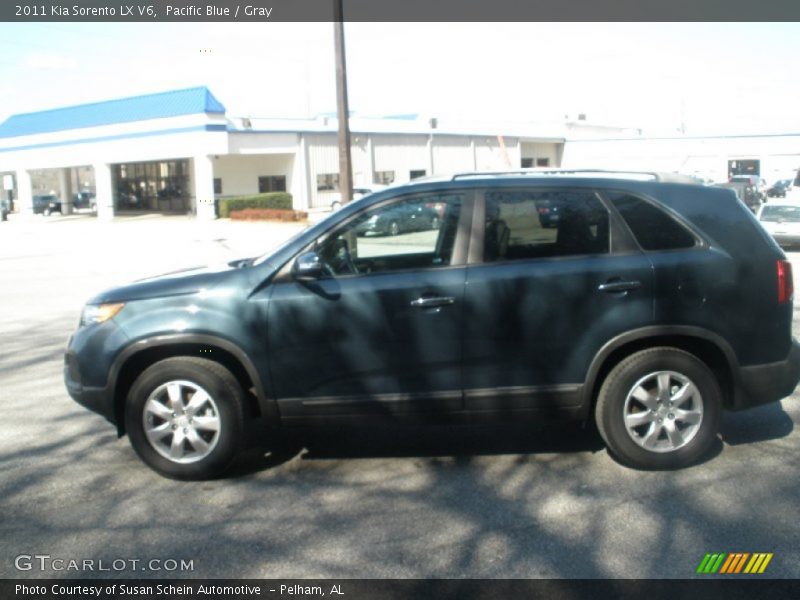 Pacific Blue / Gray 2011 Kia Sorento LX V6