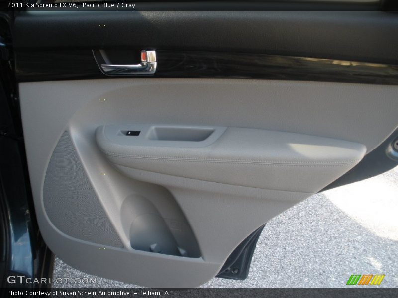 Pacific Blue / Gray 2011 Kia Sorento LX V6