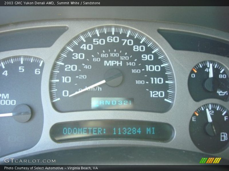 Summit White / Sandstone 2003 GMC Yukon Denali AWD