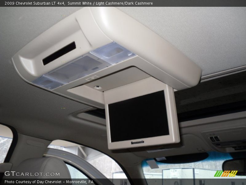 Summit White / Light Cashmere/Dark Cashmere 2009 Chevrolet Suburban LT 4x4