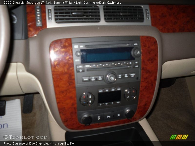 Summit White / Light Cashmere/Dark Cashmere 2009 Chevrolet Suburban LT 4x4