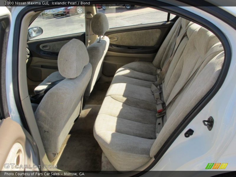 Icelandic Pearl / Blond 2000 Nissan Maxima GLE