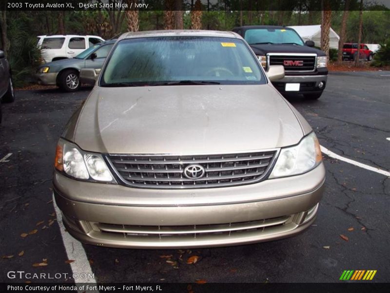 Desert Sand Mica / Ivory 2003 Toyota Avalon XL