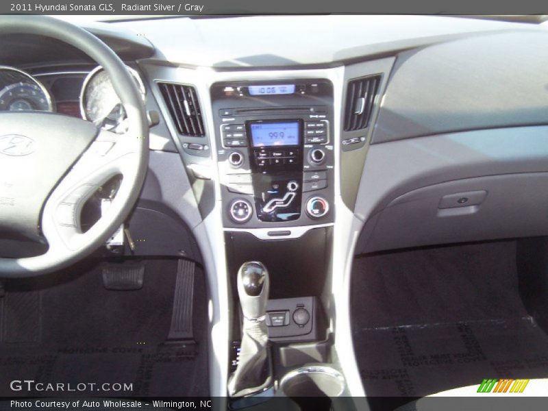 Radiant Silver / Gray 2011 Hyundai Sonata GLS