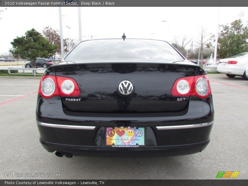 Deep Black / Black 2010 Volkswagen Passat Komfort Sedan