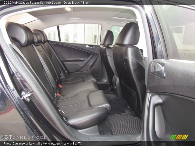 Deep Black / Black 2010 Volkswagen Passat Komfort Sedan