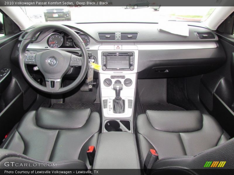 Deep Black / Black 2010 Volkswagen Passat Komfort Sedan