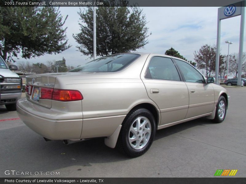 Cashmere Beige Metallic / Oak 2001 Toyota Camry LE