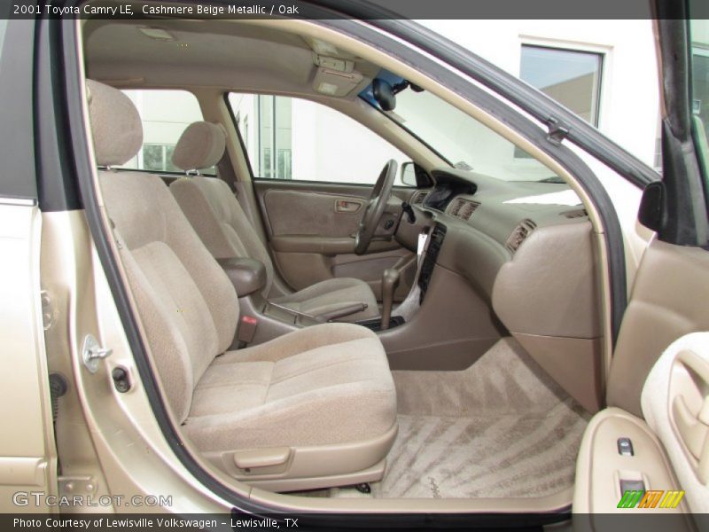 Cashmere Beige Metallic / Oak 2001 Toyota Camry LE