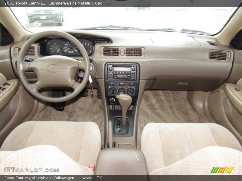Cashmere Beige Metallic / Oak 2001 Toyota Camry LE