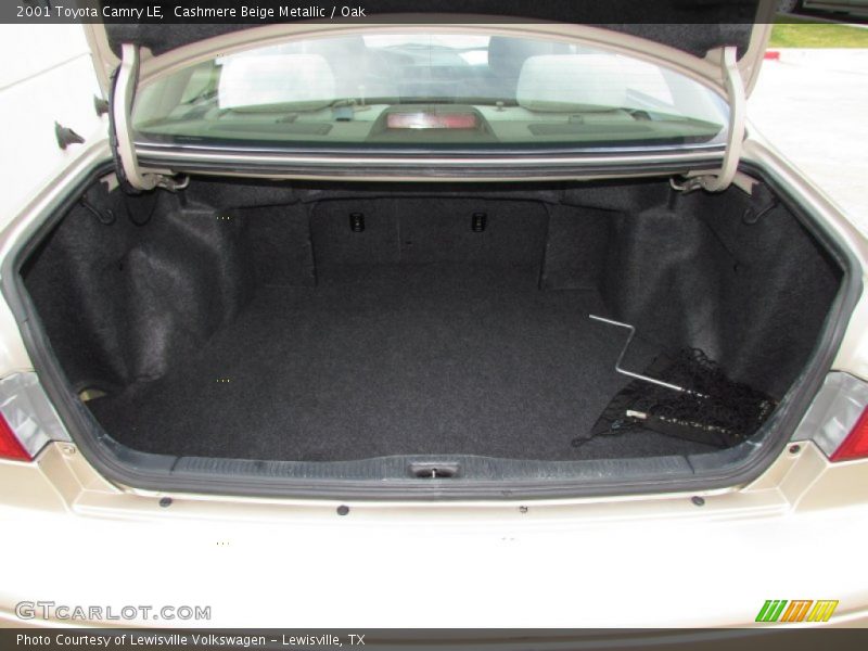 Cashmere Beige Metallic / Oak 2001 Toyota Camry LE