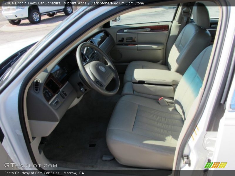 Vibrant White / Dark Stone/Medium Light Stone 2004 Lincoln Town Car Signature