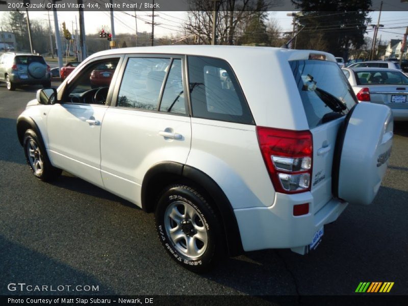 White Pearl / Black 2007 Suzuki Grand Vitara 4x4