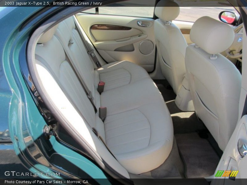 British Racing Green / Ivory 2003 Jaguar X-Type 2.5