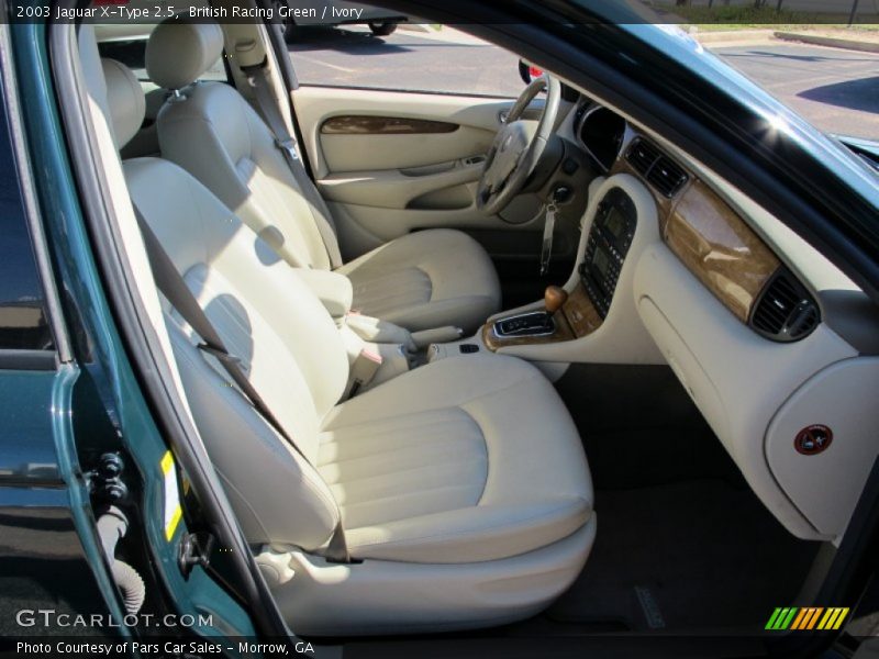 British Racing Green / Ivory 2003 Jaguar X-Type 2.5