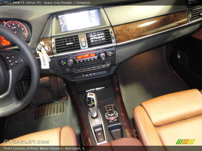 Space Gray Metallic / Cinnamon 2011 BMW X5 xDrive 35i