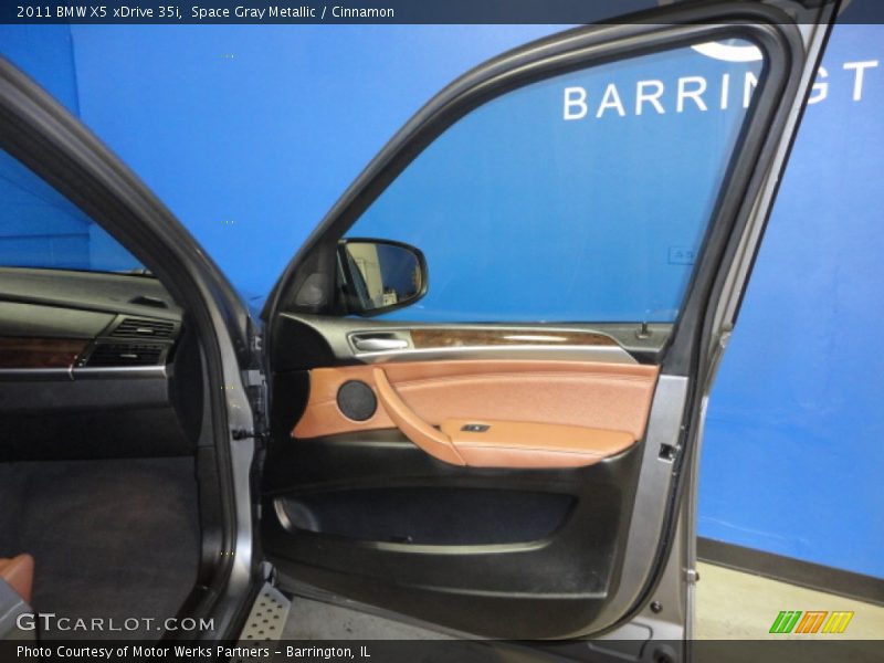 Space Gray Metallic / Cinnamon 2011 BMW X5 xDrive 35i