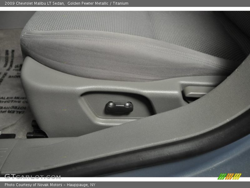 Golden Pewter Metallic / Titanium 2009 Chevrolet Malibu LT Sedan