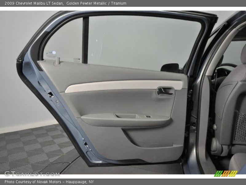 Golden Pewter Metallic / Titanium 2009 Chevrolet Malibu LT Sedan