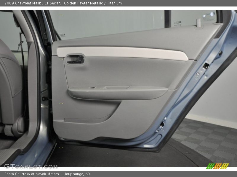 Golden Pewter Metallic / Titanium 2009 Chevrolet Malibu LT Sedan