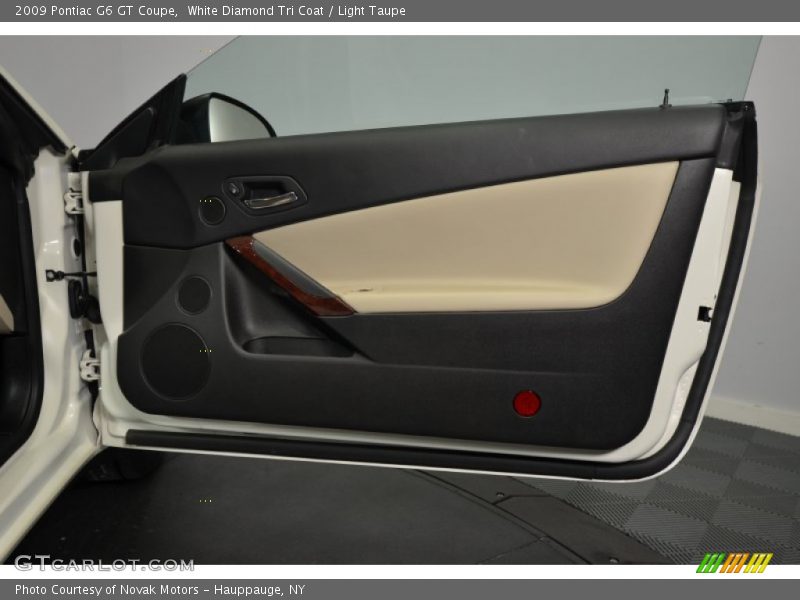 White Diamond Tri Coat / Light Taupe 2009 Pontiac G6 GT Coupe