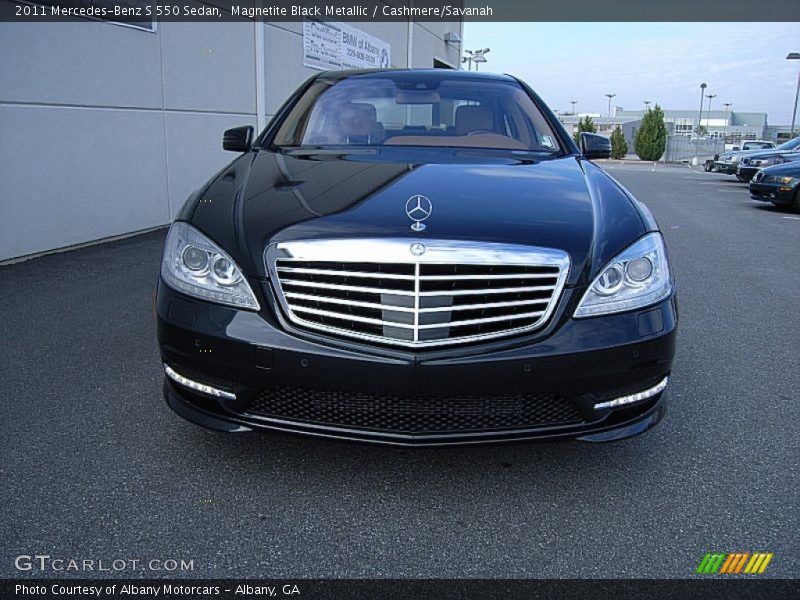 Magnetite Black Metallic / Cashmere/Savanah 2011 Mercedes-Benz S 550 Sedan