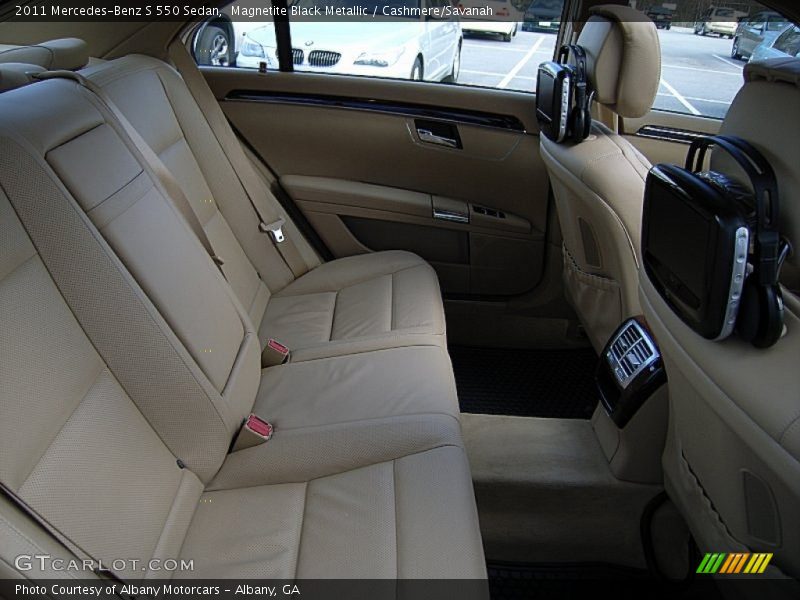 Magnetite Black Metallic / Cashmere/Savanah 2011 Mercedes-Benz S 550 Sedan