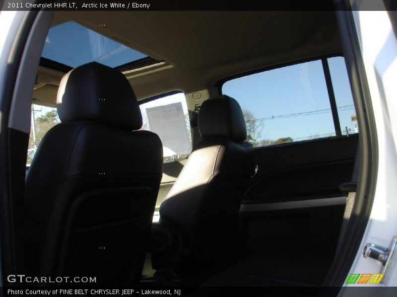 Arctic Ice White / Ebony 2011 Chevrolet HHR LT