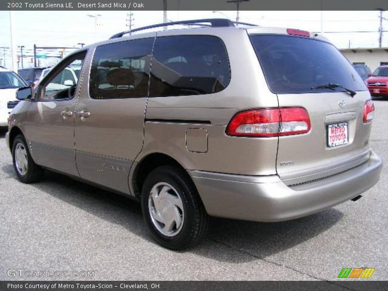 Desert Sand Mica / Oak 2002 Toyota Sienna LE